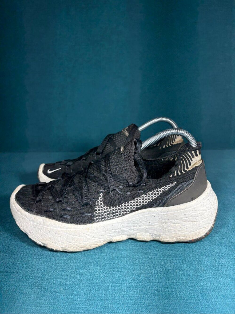 Nike Space Hippie 04 Black Dark Grey Running Shoes Women's Size 8.5 DA2725-001